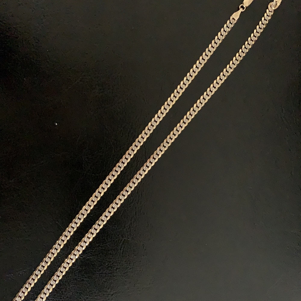 Cuban link - Picture 2 of 7